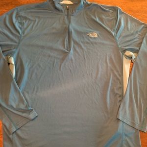 North Face quarter zip Large